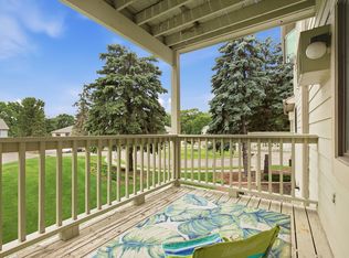 1580 Wheelock Ln APT 205, Saint Paul, MN 55117
