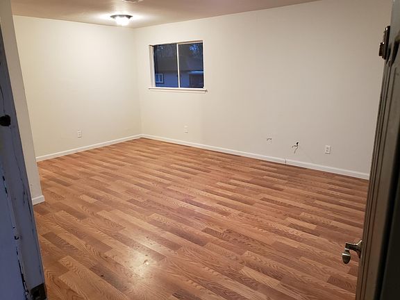 2nd image of 711 S Houston Ave APT A