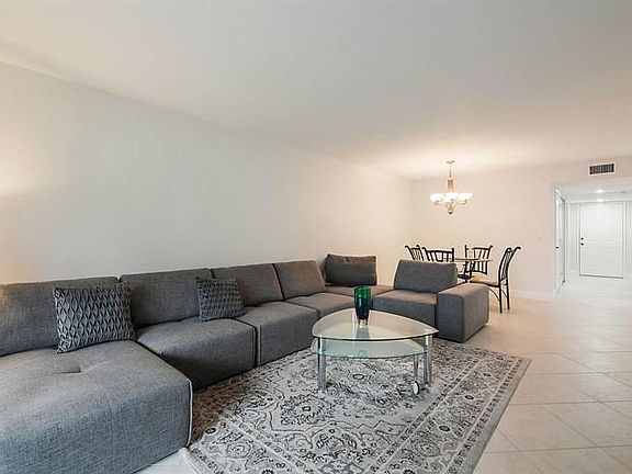3rd image of 15364 Lakes Of Delray Blvd APT 50