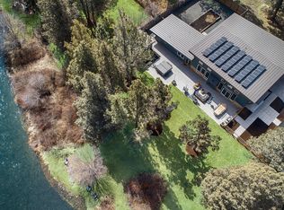 19959 Juniper Ln, Bend, OR 97703