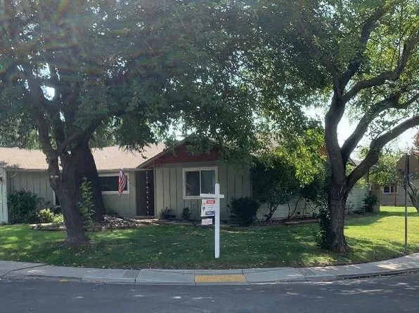 6571 N Harrisburg Pl, Stockton, CA 95207