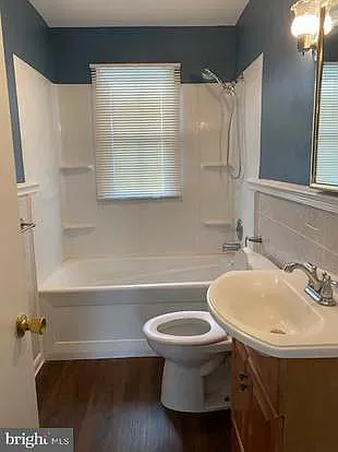 8221 Greenwich Rd — Photo 7