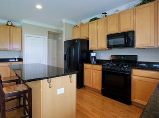 3144 Concord Ln, Wadsworth, IL