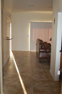 2nd image of 2940 Green Meadows Ln