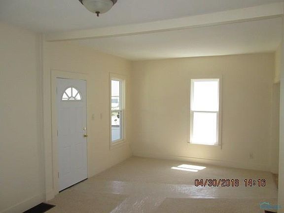5th image of 255 Osborne St
