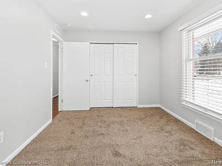 6881 W Dartmoor Rd — Photo 9