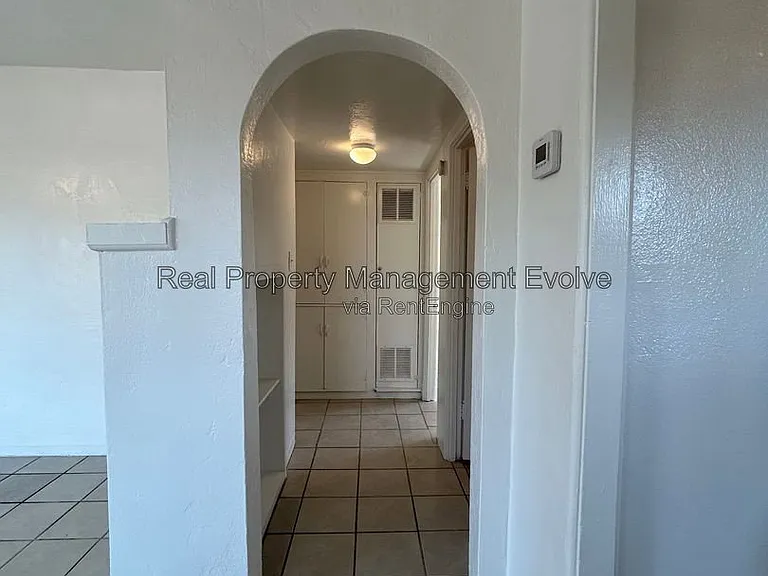 334 W Highland Ave #1 — Photo 9