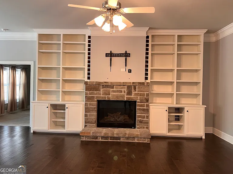 4080 Mayhill Cir — Photo 7