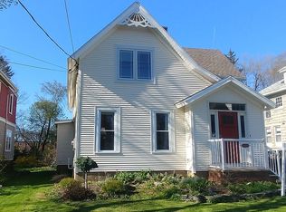 51 Maple Ave, Fredonia, NY