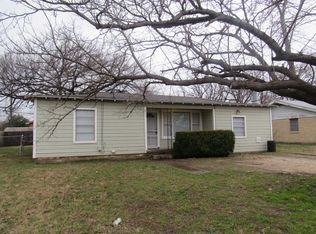 803 Saddle Rd, White Settlement, TX 76108