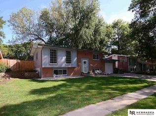 430 Glenhaven Dr, Lincoln, NE 68505