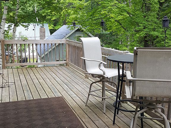 main floor deck
