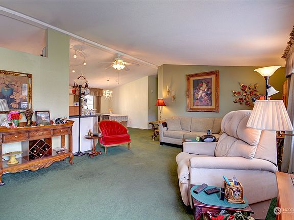 5th image of 5711 100th Street NE #85