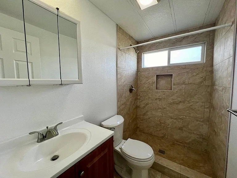 309 Oxford Dr — Photo 7