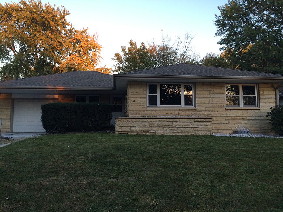 1st image of 1620 N 61st St