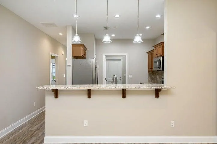 2239 Tom St — Photo 10