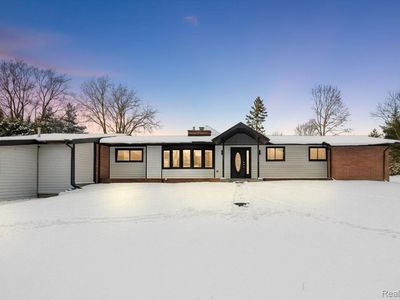 3267 Greentree Rd, Bloomfield Hills, MI, 48304