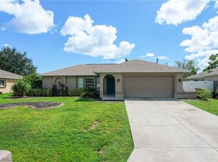 1414 NE 2nd St, Cape Coral, FL 33909