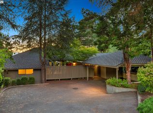 3925 SW Dosch Rd, Portland, OR 97239