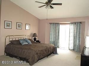 5th image of 1141 N Geneva Ave