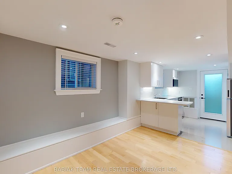 1 Ostend Ave #LOWER — Photo 14