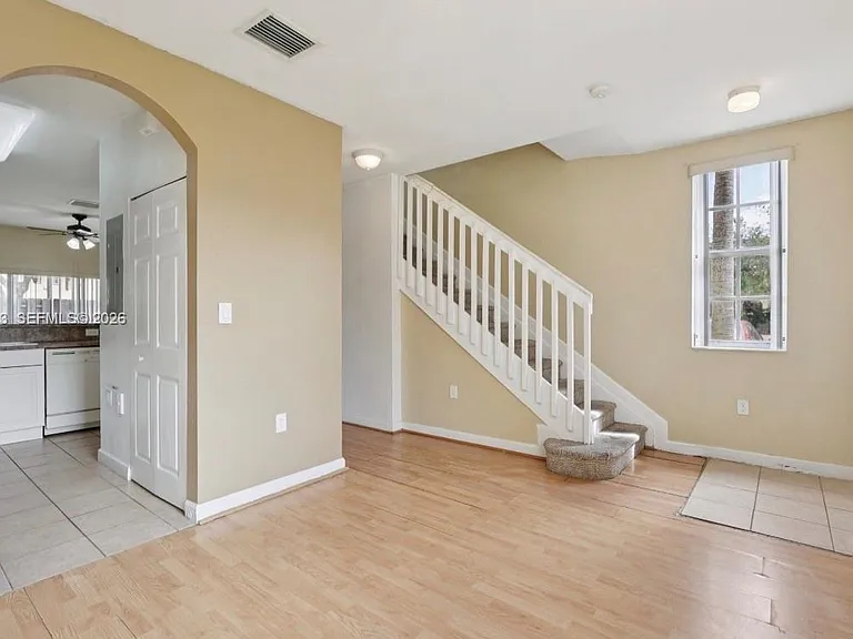 1650 NE 33rd Rd #112-10 — Photo 4
