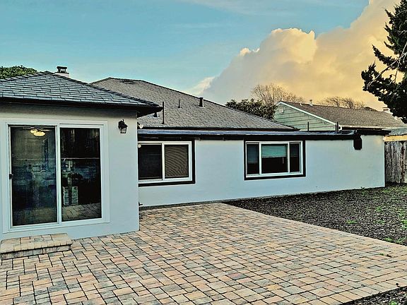 Perfect for outdoor living, this backyard patio is waiting for your bbq and outdoor living furniture!