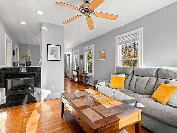 4th image of 64 Grant St #2