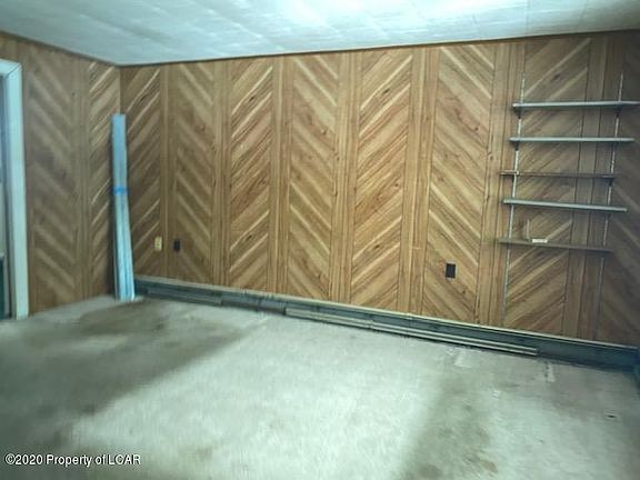 2nd image of 325 Schuylkill Ave