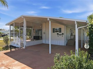 524 Menton LN, NAPLES, FL 34112