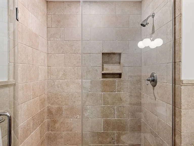 9 Blue Heron Way — Photo 19