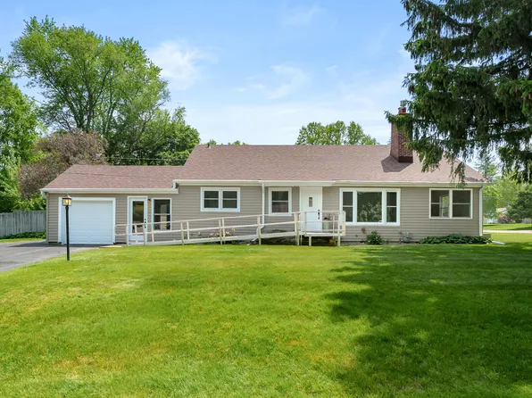 95 Langley Rd W, Battle Creek, MI 49015