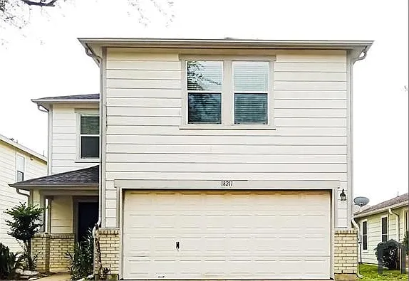 18211 Temple Hill Ln — Photo 14