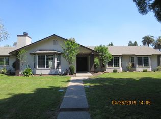 1062 N Wintergreen Ave, Fresno, CA 93737