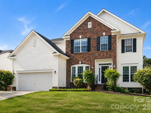 104 Alnwick Ln, Waxhaw, NC 28173