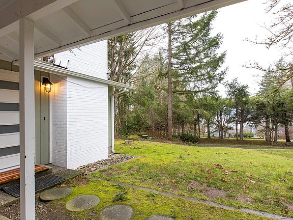 4th image of 2631 59th Ave NW #B