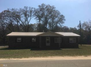 57 W 6th St, Mc Rae Helena, GA 31037