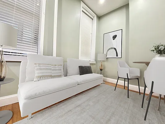 Rented by Voro NYC | media 2