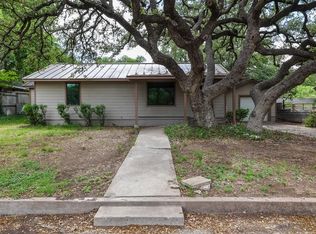 614 Coates St, Ozona, TX 76943