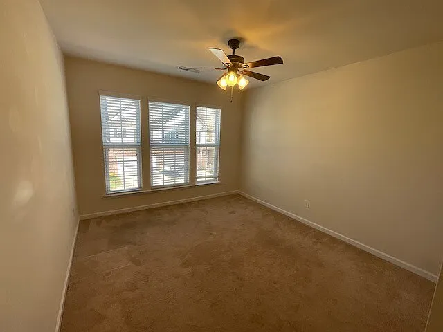 5944 Carrollton Ln — Photo 12