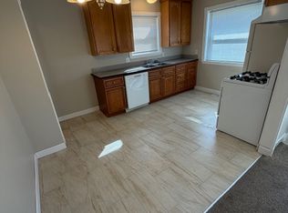 19597 Williamson St, Clinton Township, MI 48035