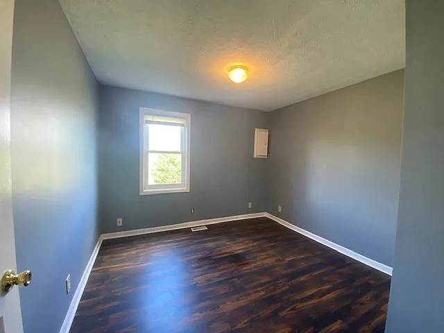 109-111 Township Sq #111B — Photo 10
