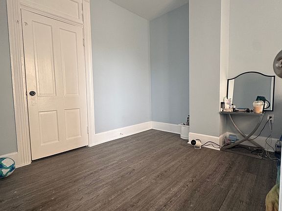 3rd image of 1301 S Reisner St APT 1