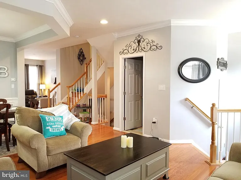 8234 Gunston Commons Way — Photo 36