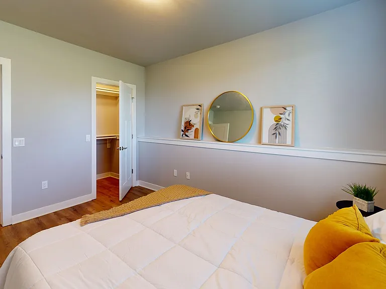103-173 Drumlin Cir — Photo 12