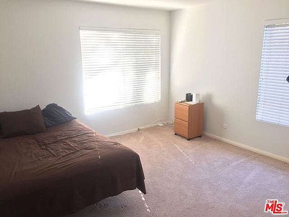 3rd image of 4208 Summertime Ln