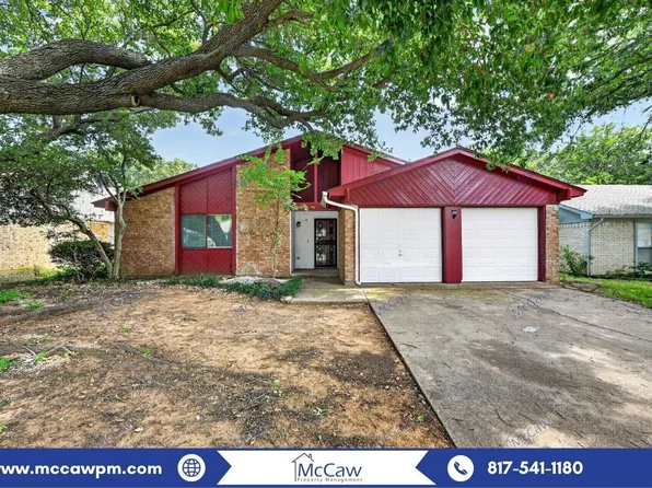 2913 Green Ridge St, Fort Worth, TX 76133