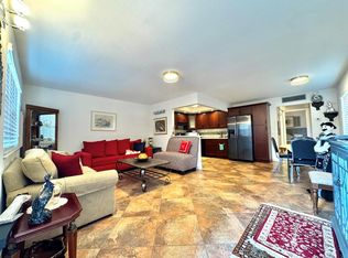 279 Saxony Cir #279-F, Delray Beach, FL 33446