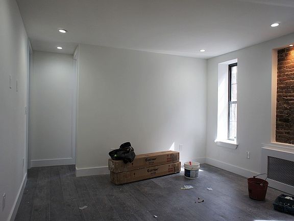 2nd image of 402 E 136th St #1