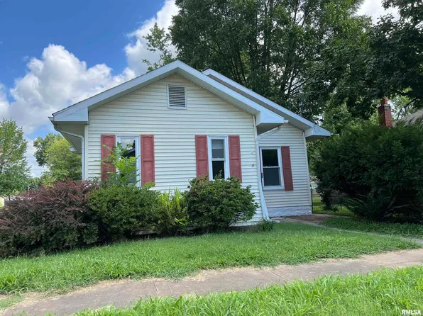 2044 Gartside St, Murphysboro, IL 62966